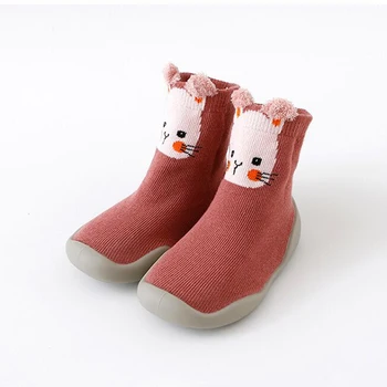 Bamblys merginos batai pirmas žingsnis megzti kūdikių bateliai, minkštas guminis padas šiltas animacinių filmų grindų namų šlepetės rudenį, žiemą pirmą vaikštynės