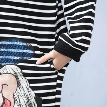 Laisvas Plius Dydis korėjos 2020 Animacinių filmų Dryžuotas marškinėliai Moteris Hoodie Atsitiktinis ilgomis Rankovėmis Vidurio Ilgis Tee Marškinėliai Femme Moterims Topai A100