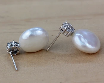 Natūralių perlų auskarai