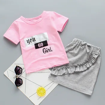 Baby Girl Drabužius Vasarą Cartoon Laiškas Trumpas Rankovės marškinėliai + Kelnės Dviejų dalių Komplektas Vaikams Bebes Drabužius Bėgiojimas Kostiumai sportiniai Kostiumai