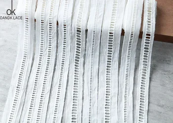 2 kieme medvilniniai siuvinėjimo nėrinių medžiaga balta 