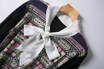 Vilnos mišinys sukomponuotas moterų mados šilko spliced spausdinti peteliškę apykaklės marškinėlius plonas megztinis kratinys juodos spalvos M/L mažmeninės didmeninės