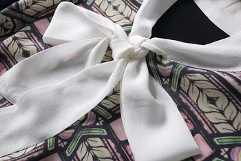 Vilnos mišinys sukomponuotas moterų mados šilko spliced spausdinti peteliškę apykaklės marškinėlius plonas megztinis kratinys juodos spalvos M/L mažmeninės didmeninės