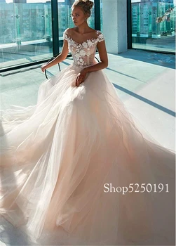 Puikus Tiulio Brangakmenis Iškirpte-line Vestuvių Suknelės Su Nėriniais Appliques & 3D Gėlės ir Lentjuostės Šampano Vestuvinės Suknelės