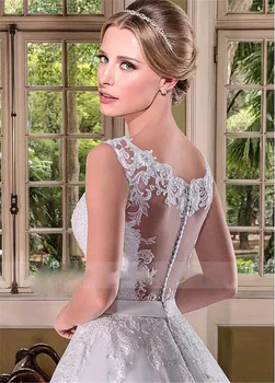 Samtelis Iškirpte A-Line Wedding Dresses Matyti Per Nugaros Vestuvinės Suknelės 2020 Individualizuoti Formaliojo Sodas Vestuvių Dėvėti Plius Dydis