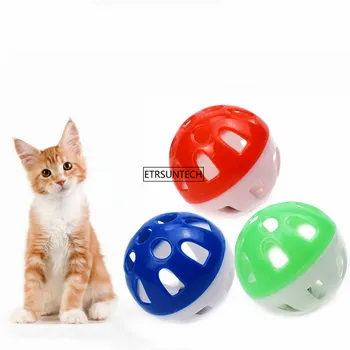 300Pcs Spalvos Pet Punny Šuo Plastiko Bell Katė Žaislas Apdailos Atsitiktinių Spalvų Naminių Kačių Rutulį Bell Žaislas